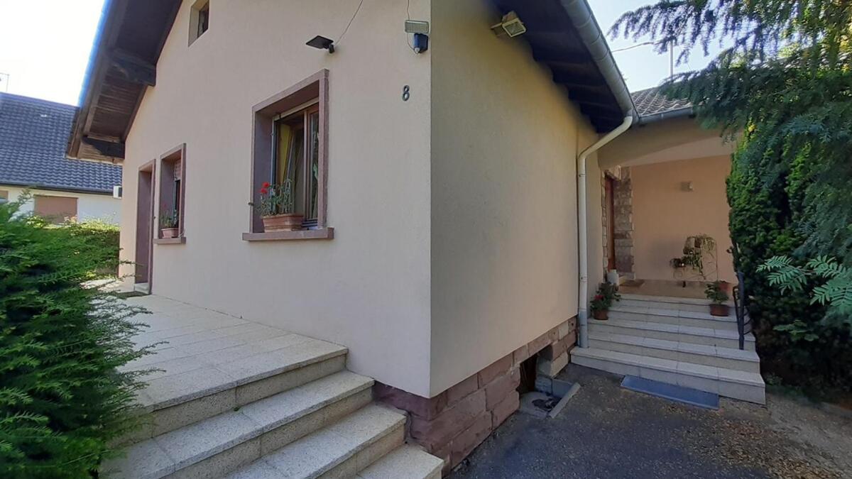 Maison meublée spacieuse à la campagne avec jardin - B&B