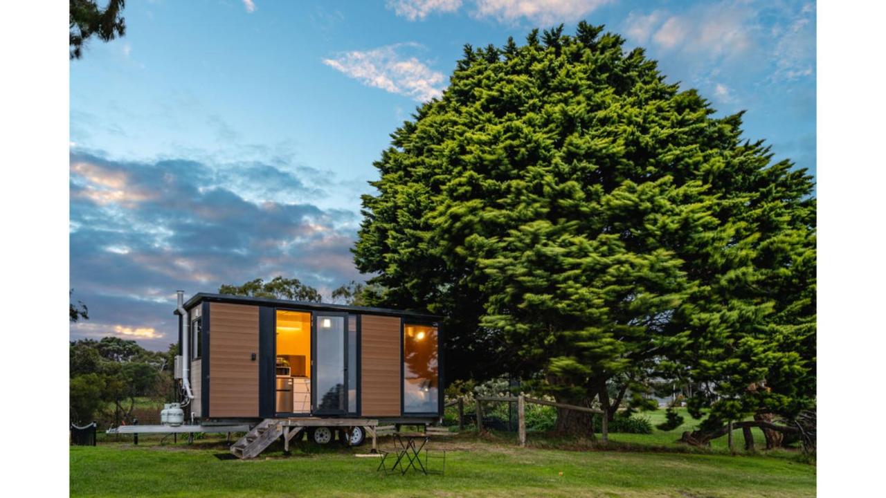 Tiny House Big View 1 by Tiny Away - B&B