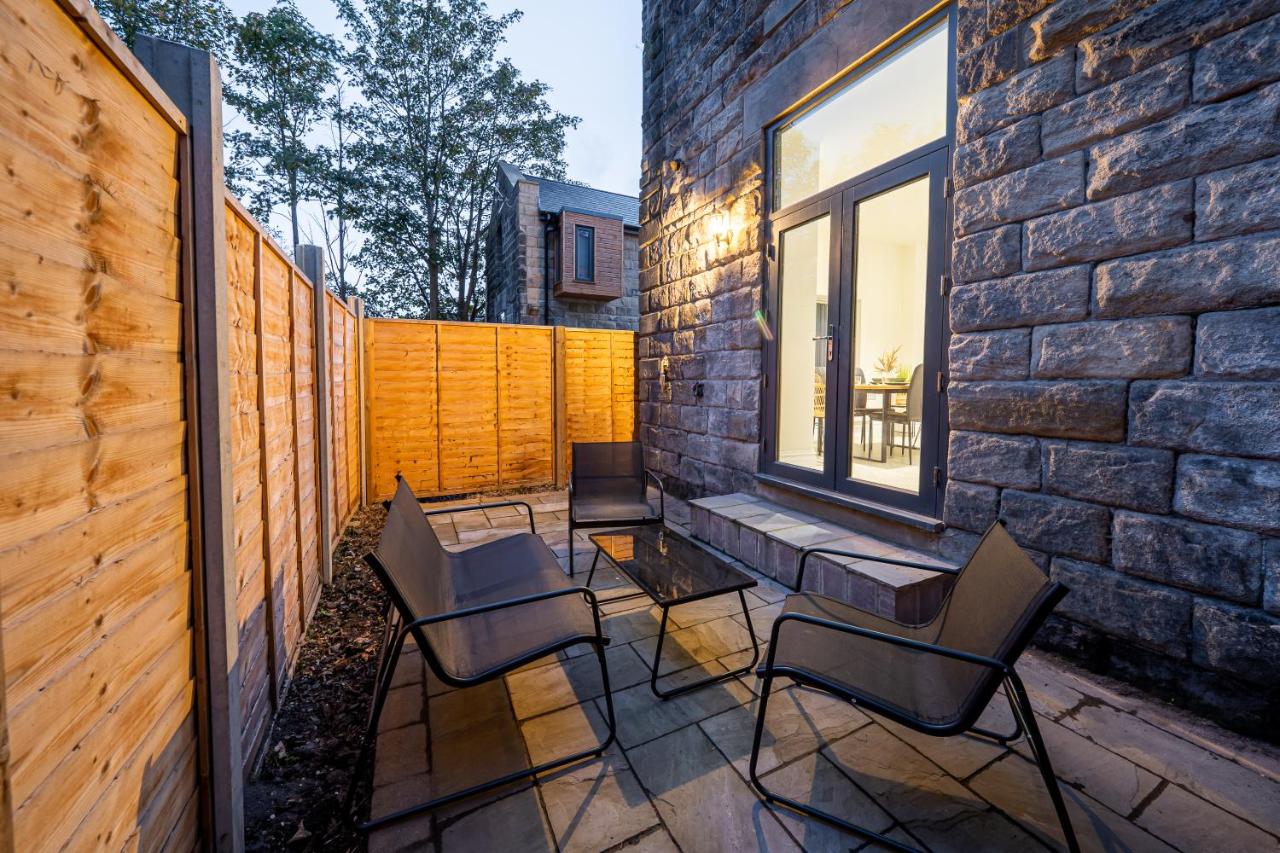 Bv Luxury 3 Bedroom Townhouse At Bed Cliff Oaks - B&B Leeds