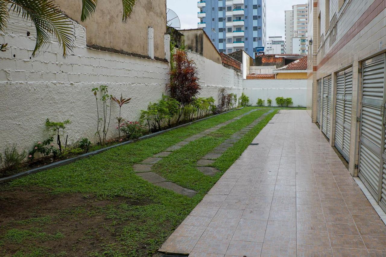 Apto c garagem, otima localizacao a 80m da Praia - Ferienwohnung Praia Grande