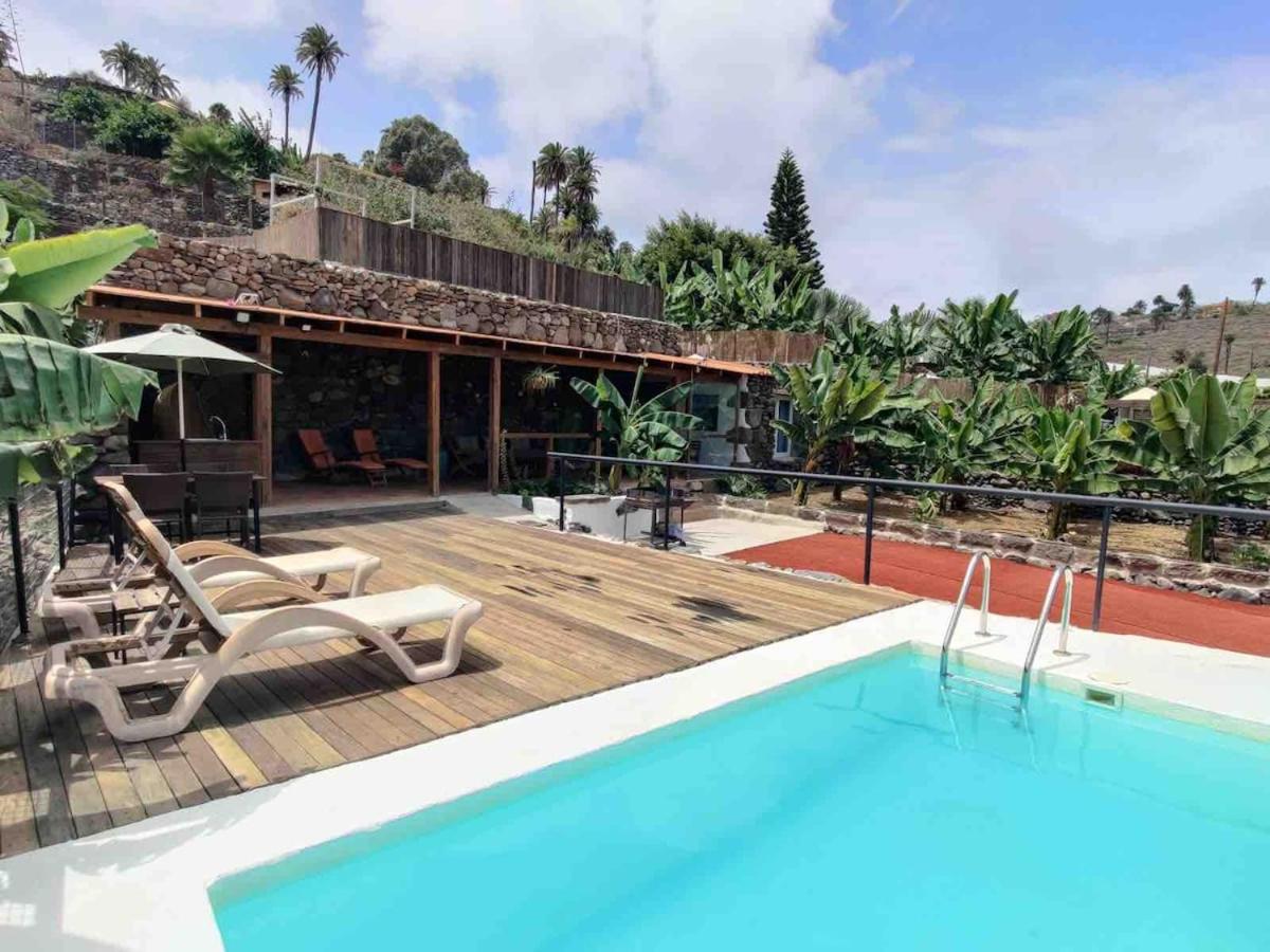 Casita entre plataneras, a 10 minutos Playa - B&B