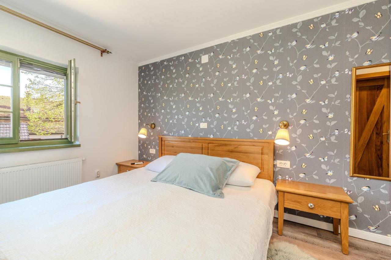 Deluxe Family Room - Birds