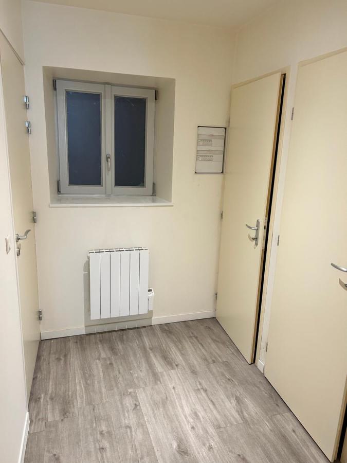 Studio au centre ville de Dole - B&B