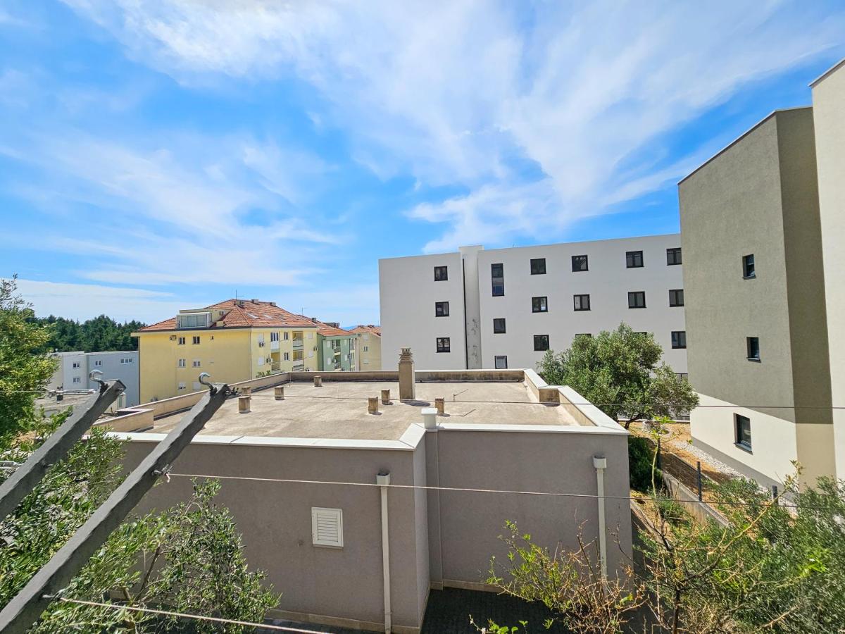 Apartments Avdić - Chambres d’hôtes Makarska