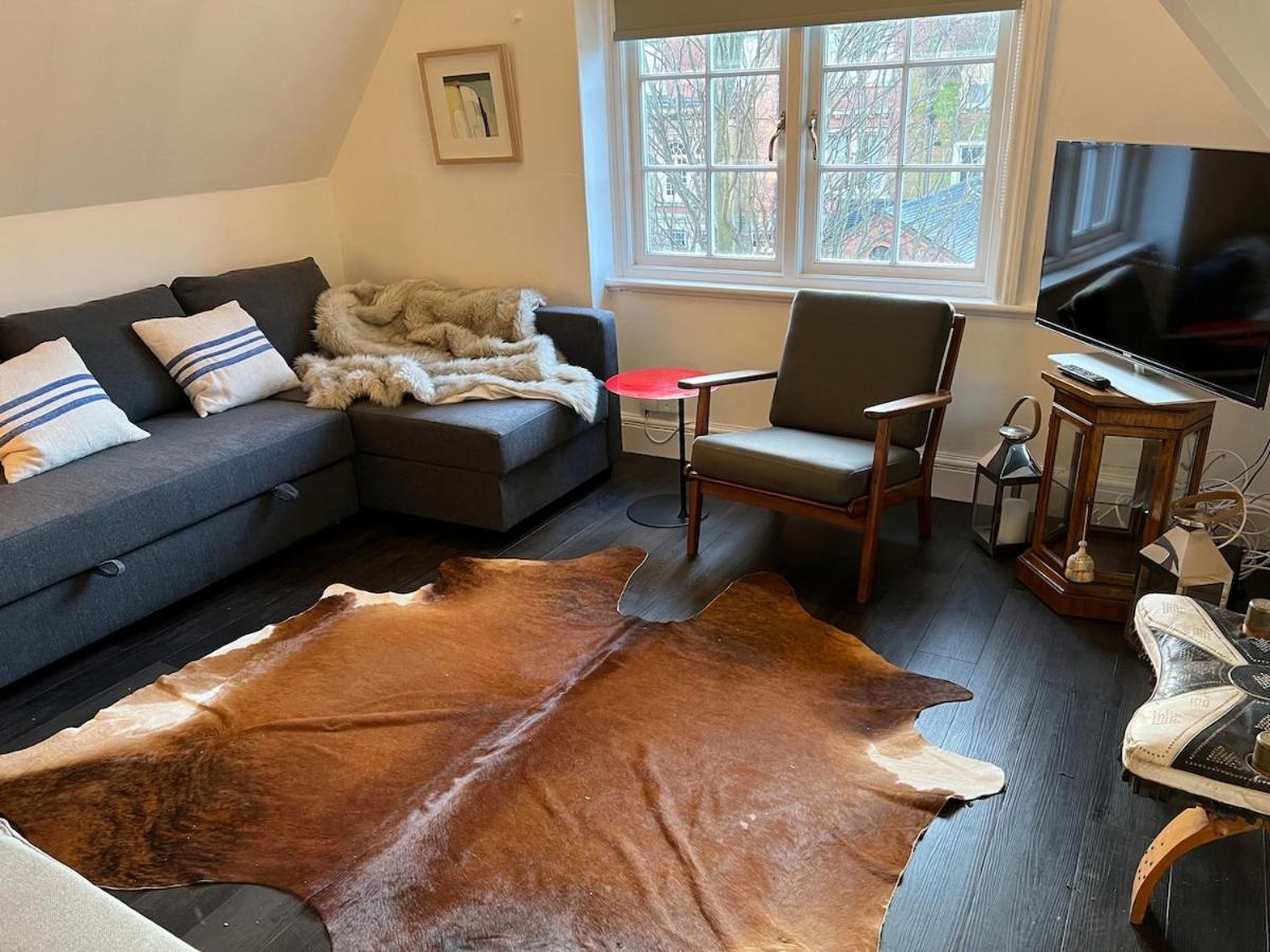 Peaceful flat in The Park - B&B Nottingham