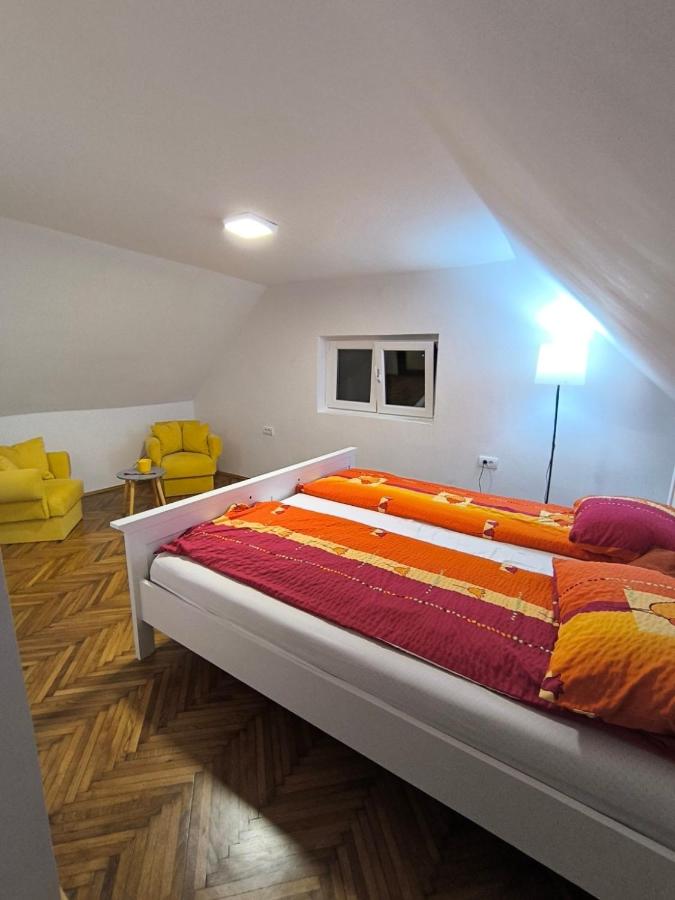 Vikendica Mir Čortanovci - Bed and Breakfast Čortanovci