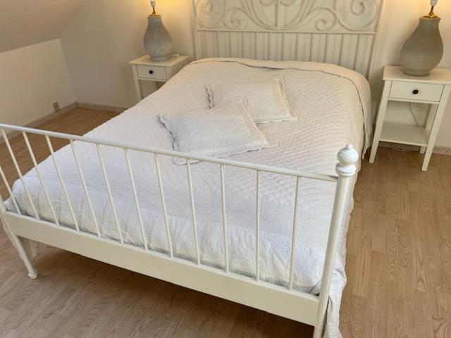 Dejlig gårdhave 5 soveværelser - B&B Harboøre