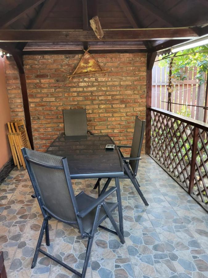 Casute ,, la dani" - Ferienwohnung Corbu