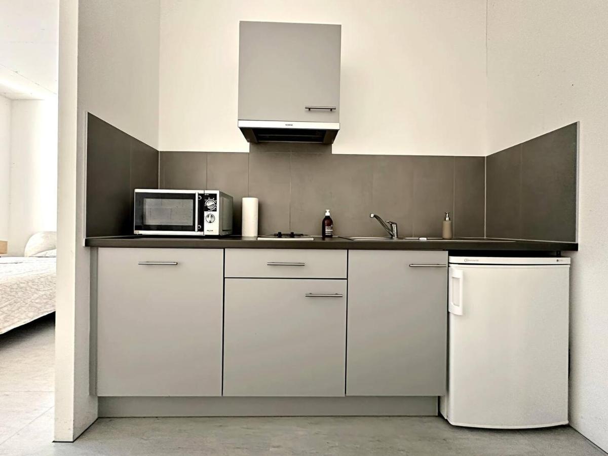 Modern Studio, haut de Lausanne - B&B