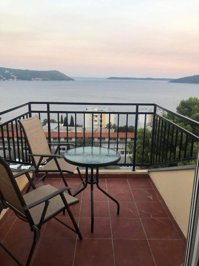 Lovely 2 bedroom studio apartment with a view! - B&B