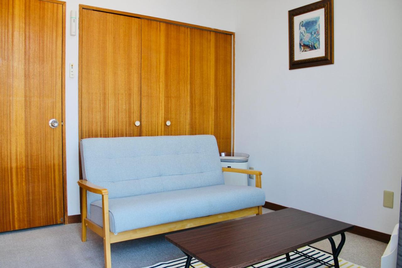 Standard Twin Room with Sea View