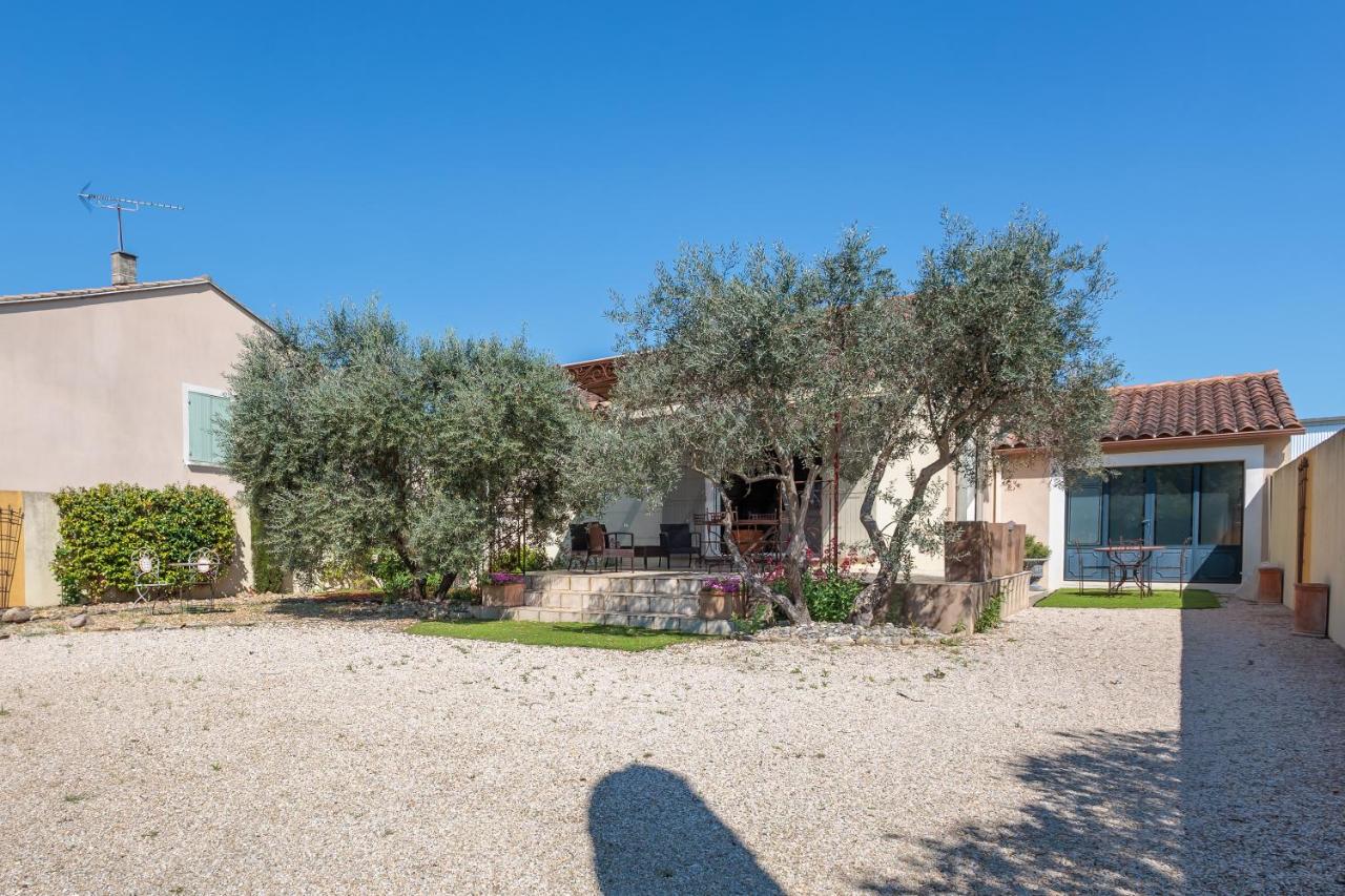 Lavande - maison climatisée avec grand jardin - B&B