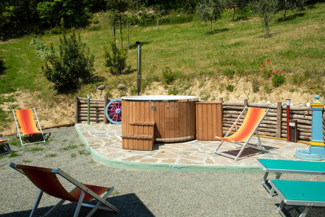 Agriturismo La Rovere - I Carrozzoni Gitani - Bed and Breakfast