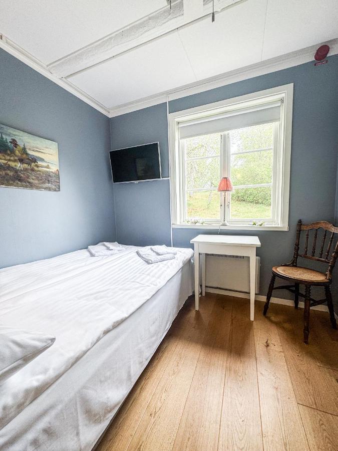 Single Room with Private Bathroom