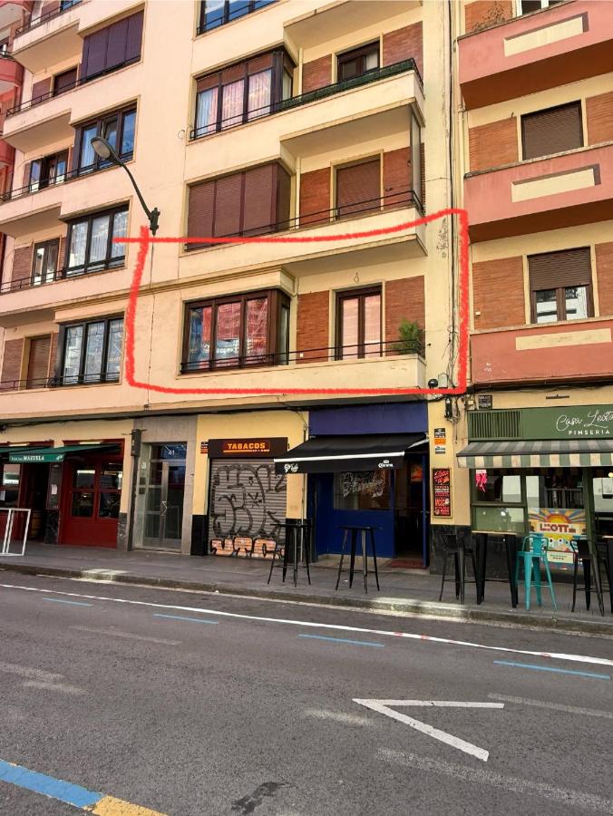 Apartamento NUEVO Lujoso Suites Centro Bilbao Wifi ,Parking gratis - Ferienwohnung Bilbao