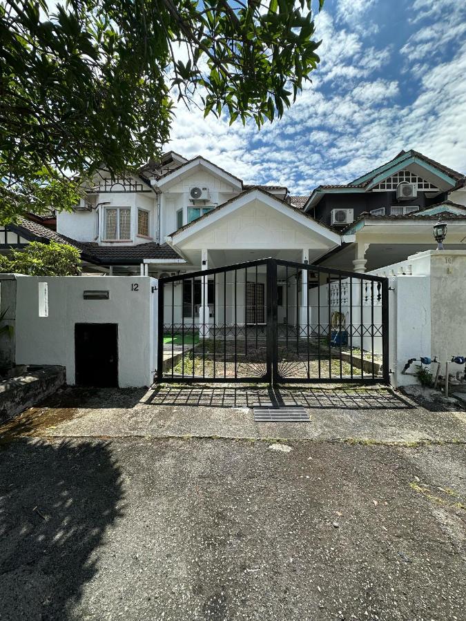 Mai Homestay Seksyen 7 Shah Alam - B&B Shah Alam