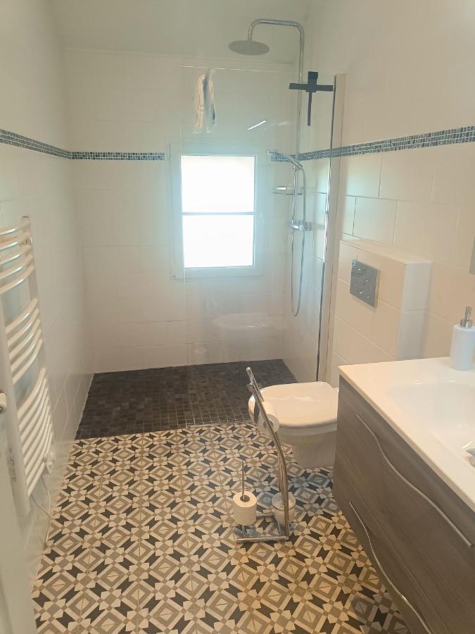 Camera Matrimoniale/Doppia con Letti Singoli con Bagno Privato