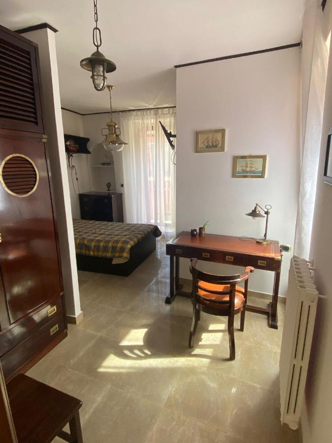 One Bedroom Apartment with Balcony - Separate Building