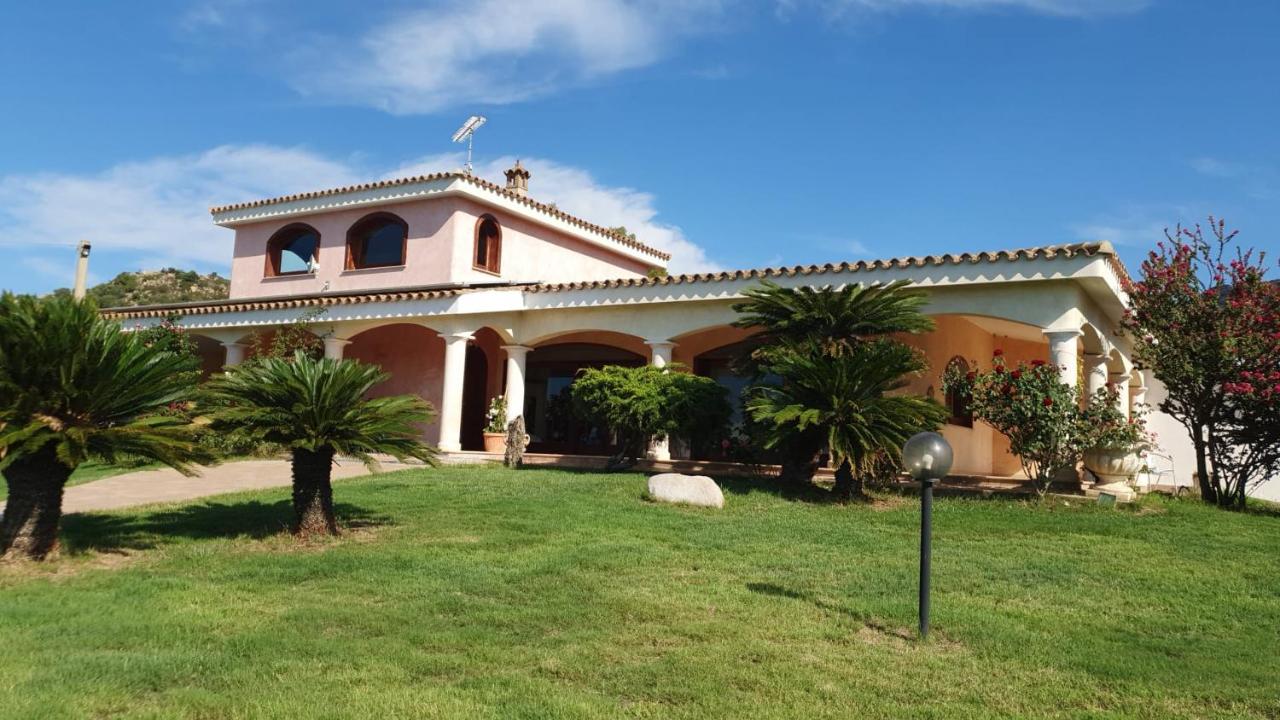 Villa Basoru - Ferienwohnung San Vito