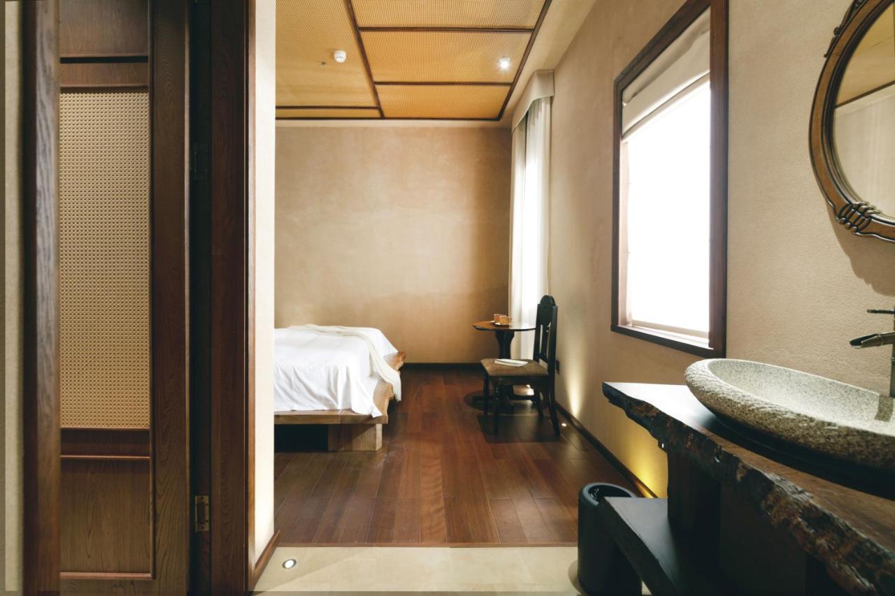 Kamer met Queensize Bed