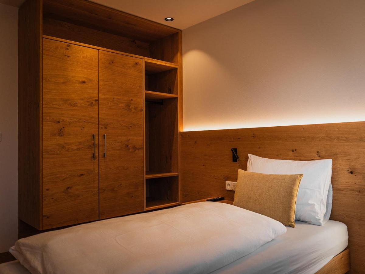Three-Bedroom Deluxe Apartment