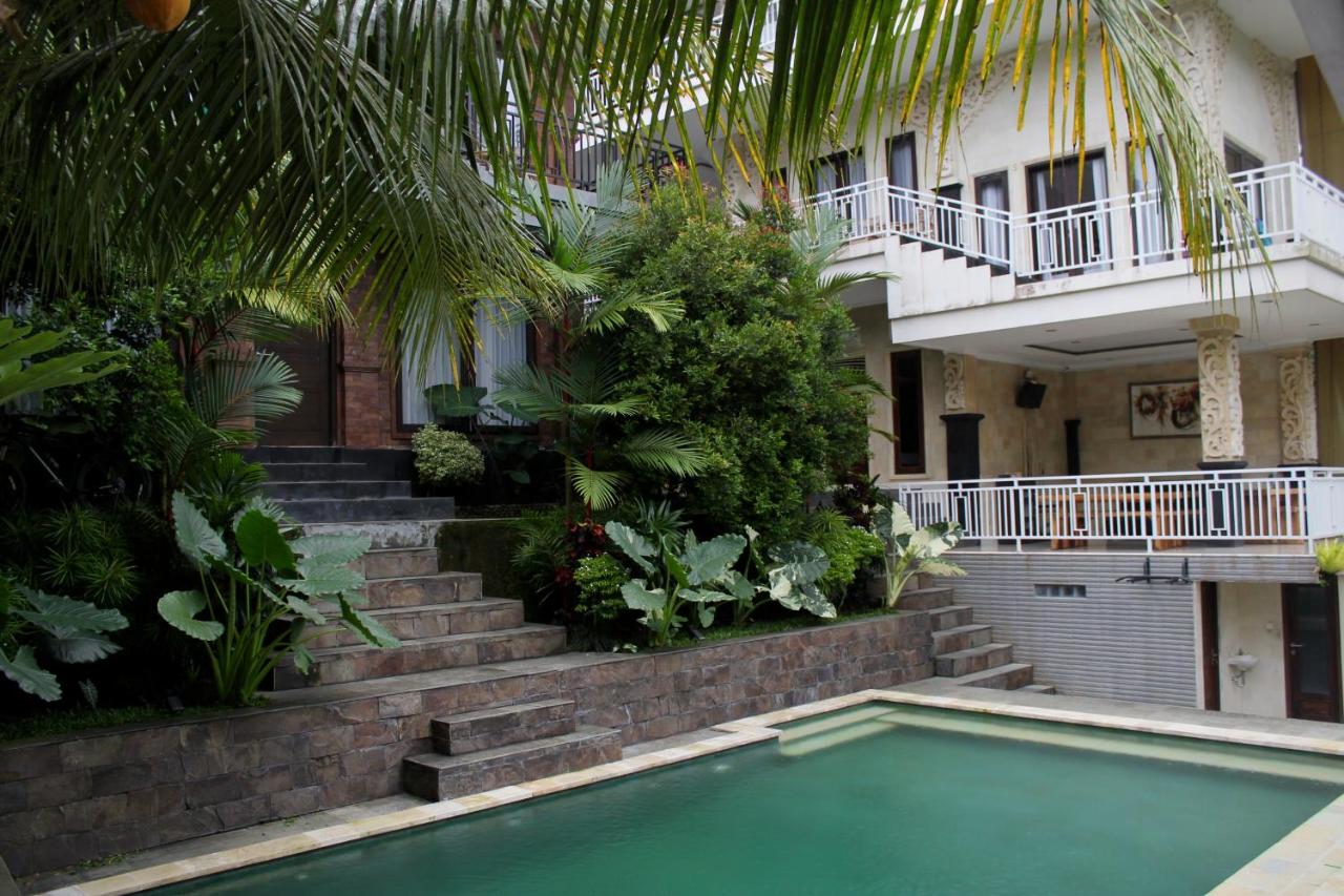 Hanaka Riverside Ubud - B&B