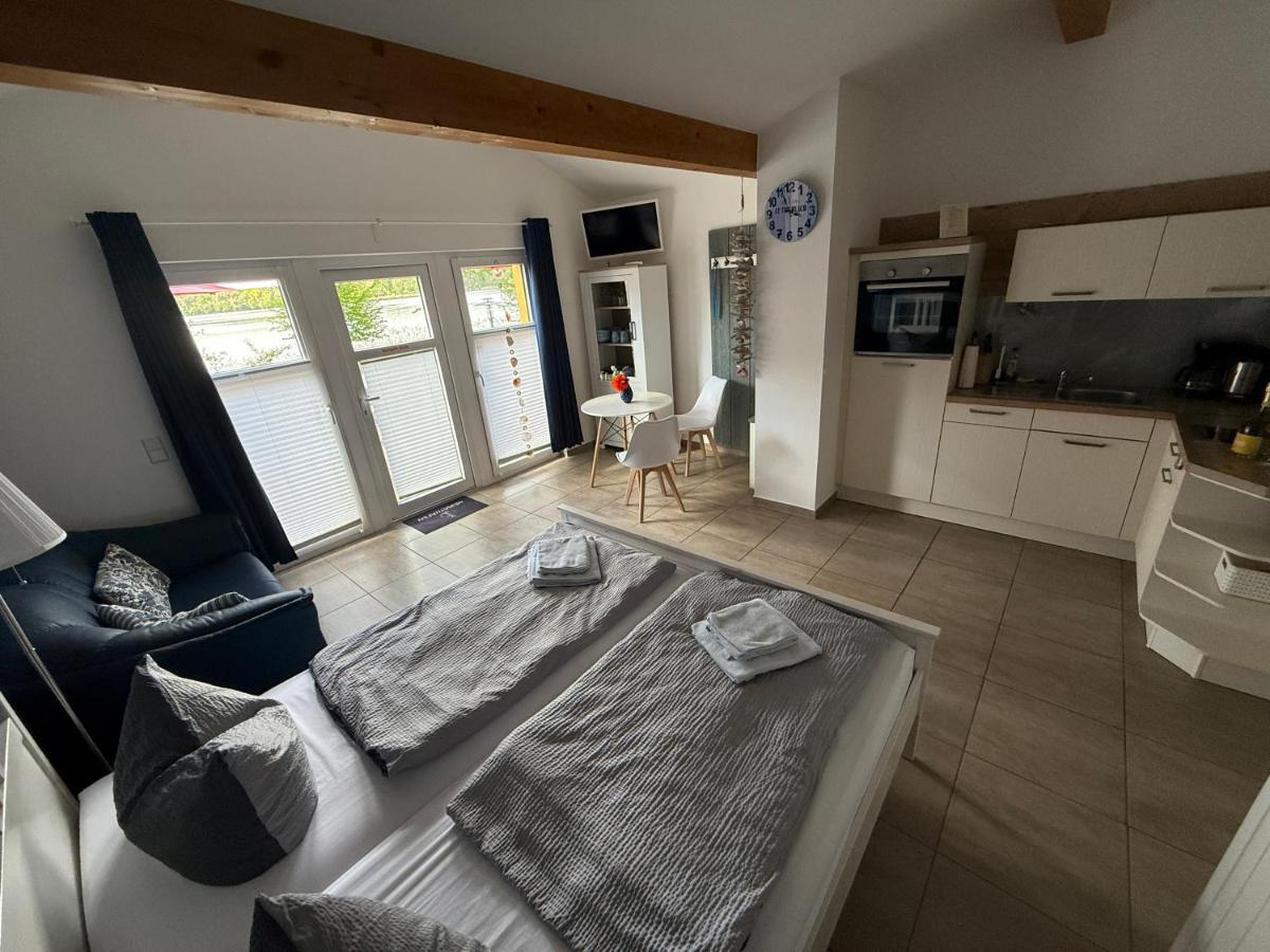 Studio Apartment with Shower