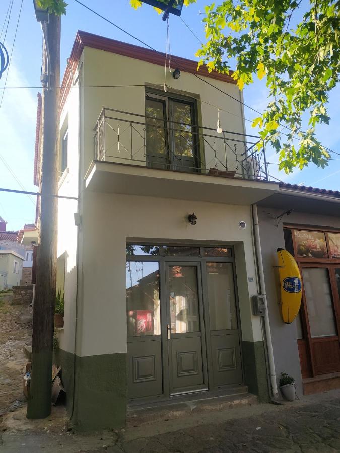 Small home of the Square Σπιτάκι της Πλατείας - B&B Skalochóri