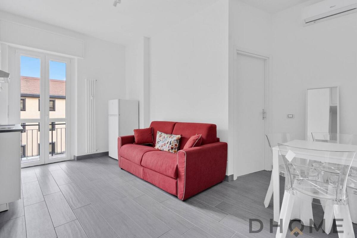 FLU10 -Crescenzago- Bright - Wi-fi - - Bed and Breakfast