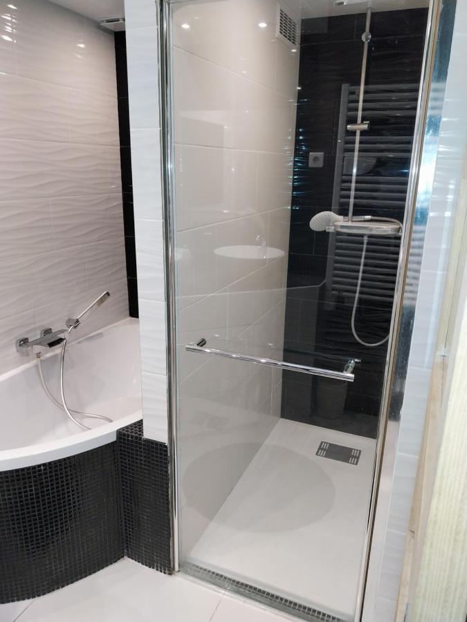 Spacieux appartement moderne - B&B La Garde