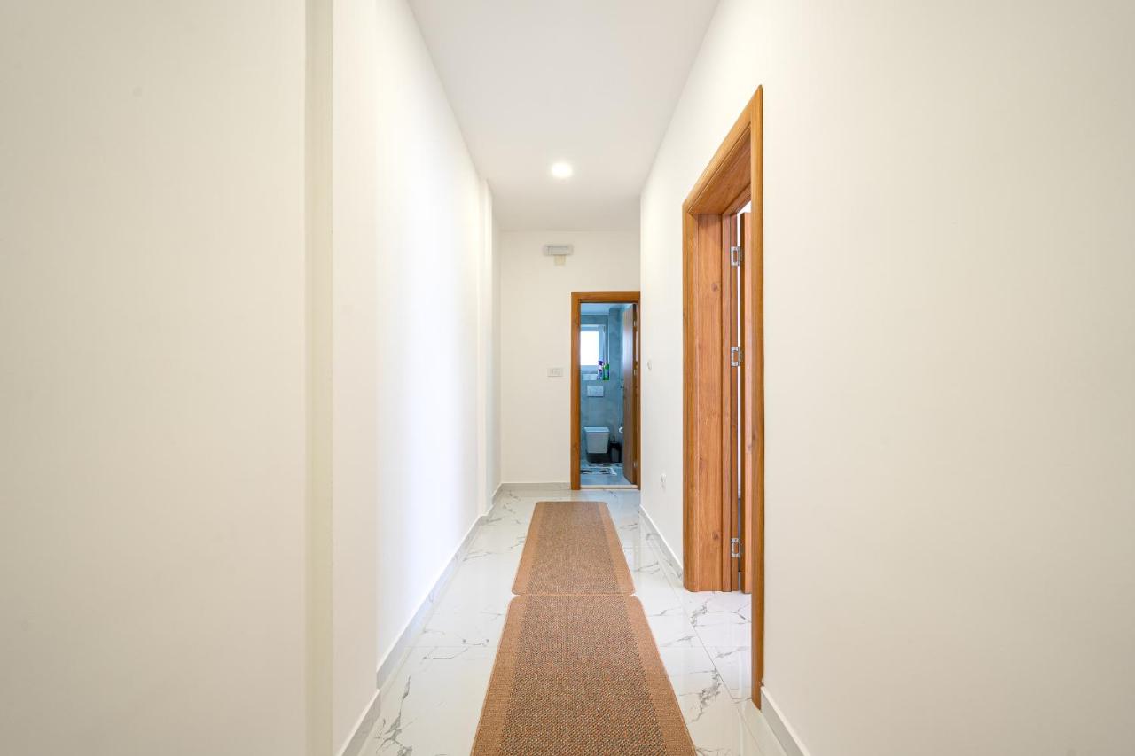 Apartment mit 1 Schlafzimmer, Meerblick und Terrasse