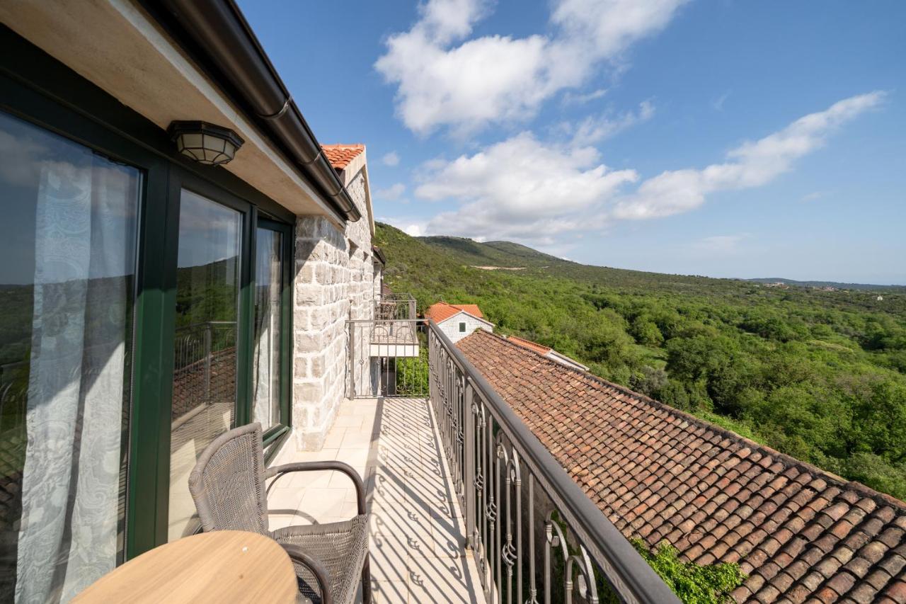 Studio with Balcony