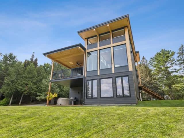 Skyville - Bed and Breakfast Cayamant