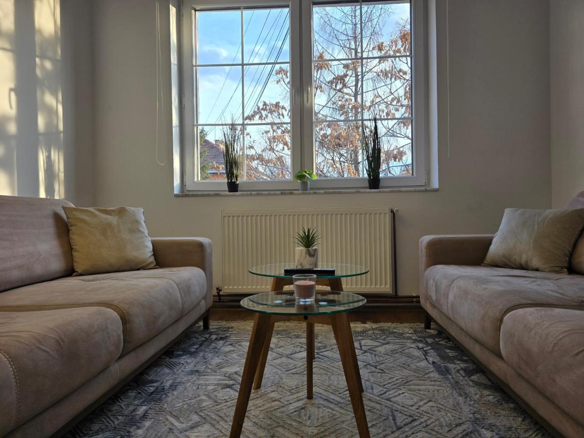 Platinum Pad - B&B Priština