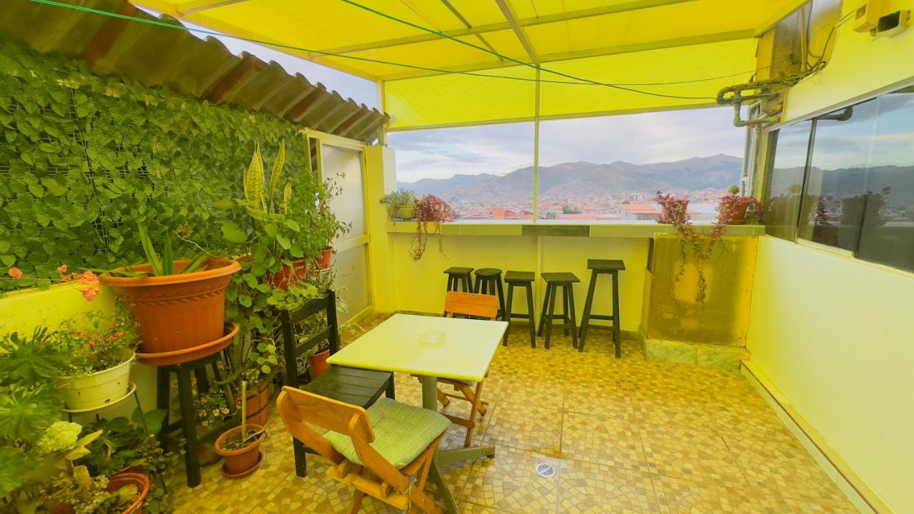 Libertrek House - B&B