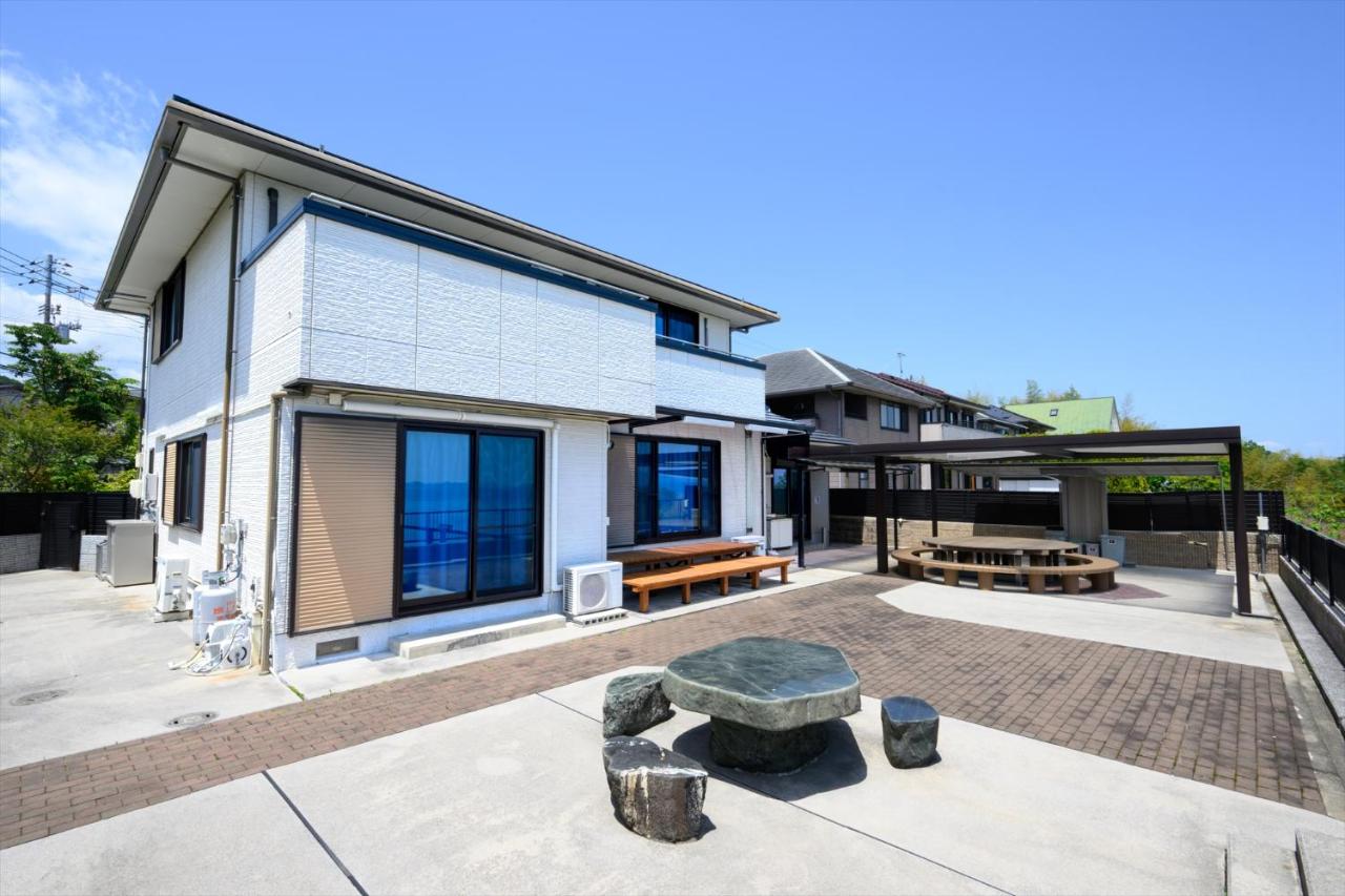 青の宿 The Blue Villa まるで映画のような開放感あふれるオーシャンビュー Open ocean view like in a movie 駐車場2台有り Supported by COCOSTAY - B&B