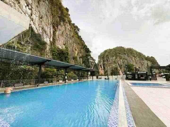Small house surrounding with nature - B&B Gua Musang