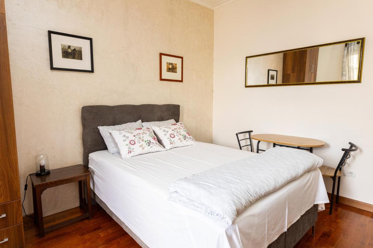 Ugi house - City Center - Bed and Breakfast Belgrado