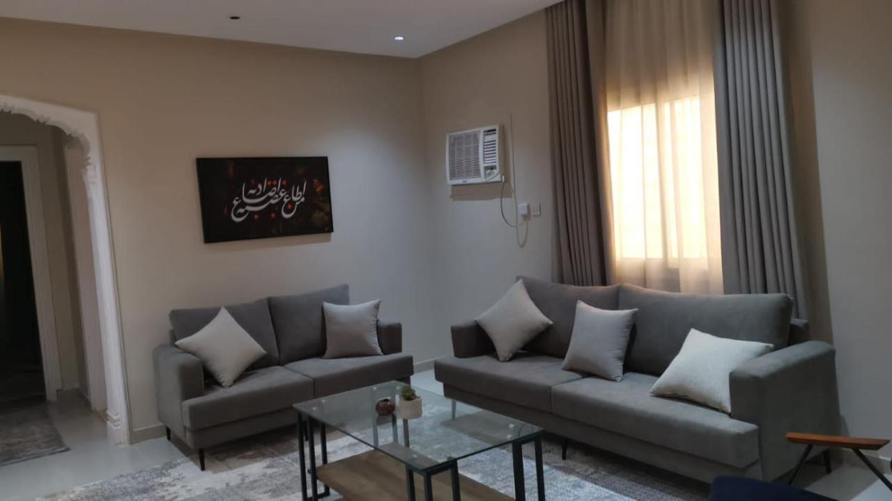 شقه مفروشه 3 غرف قريب من المسجد النبوي ومحطة القطار - B&B Al Madīnah