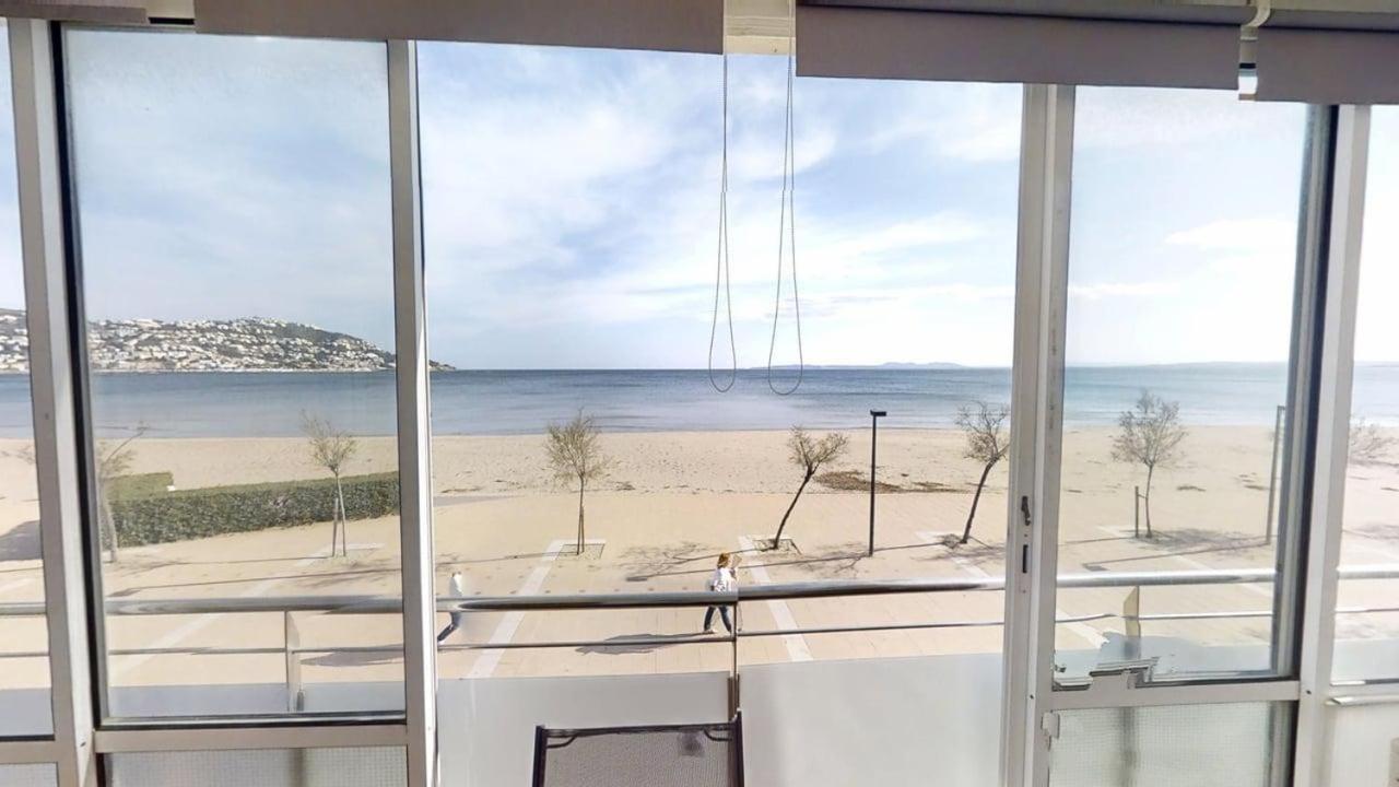 Residencia Plage 13 - B&B Roses