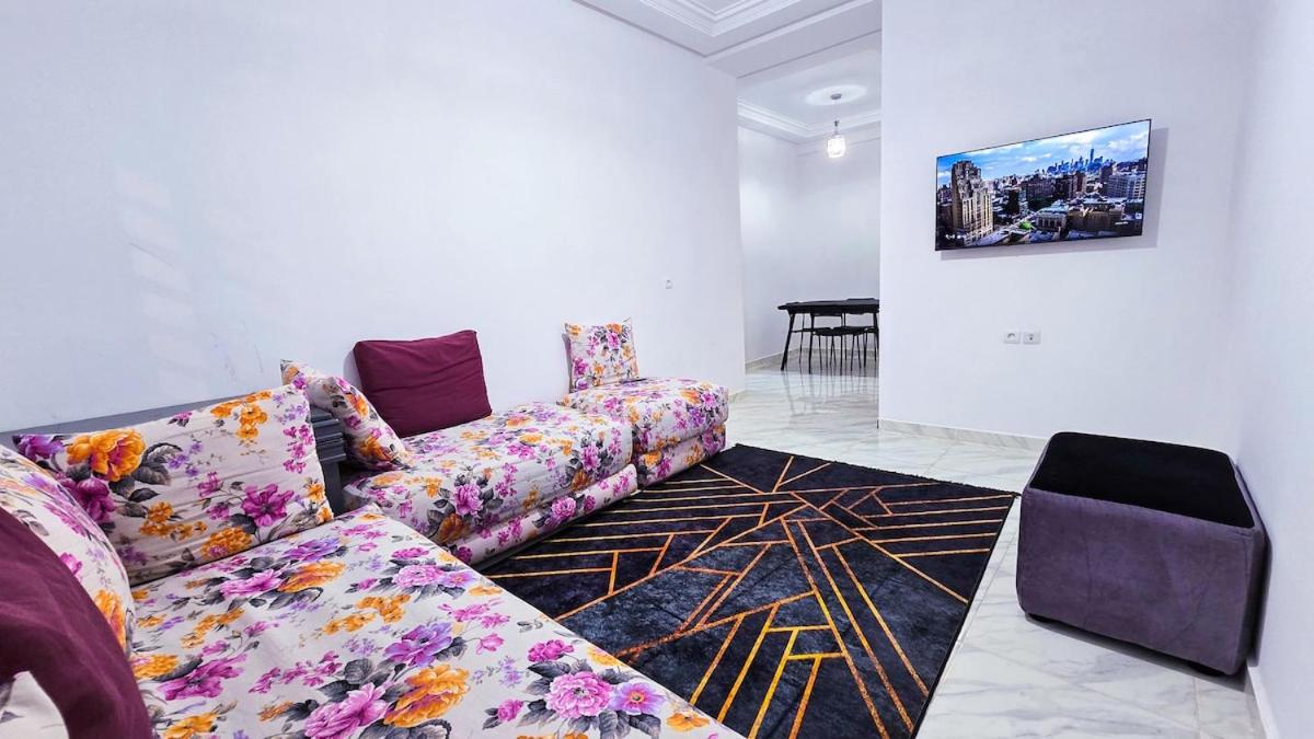Appartamento con 3 Camere da Letto e con Balcone