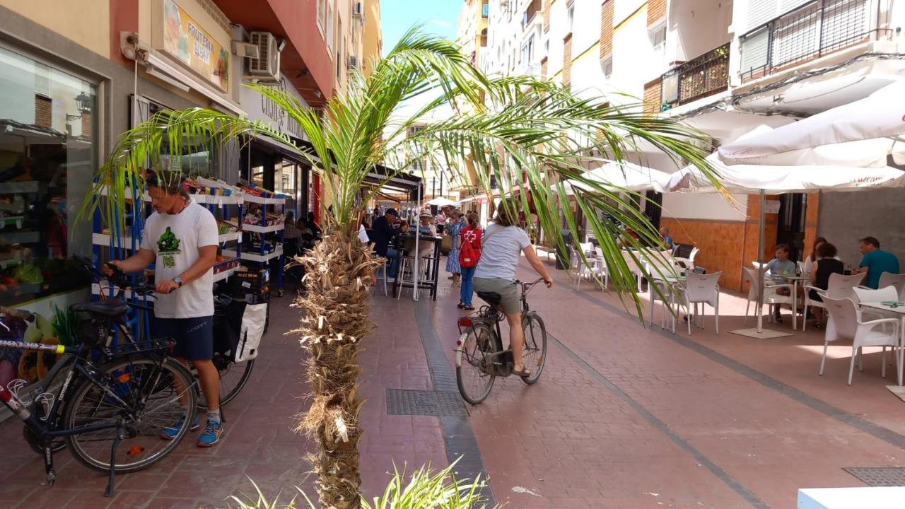 Ático Mediterráneo con Terraza y Solárium en el centro y a un paso del mar en Rincón de la Victoria - Chambres d'hôtes Rincón de la Victoria