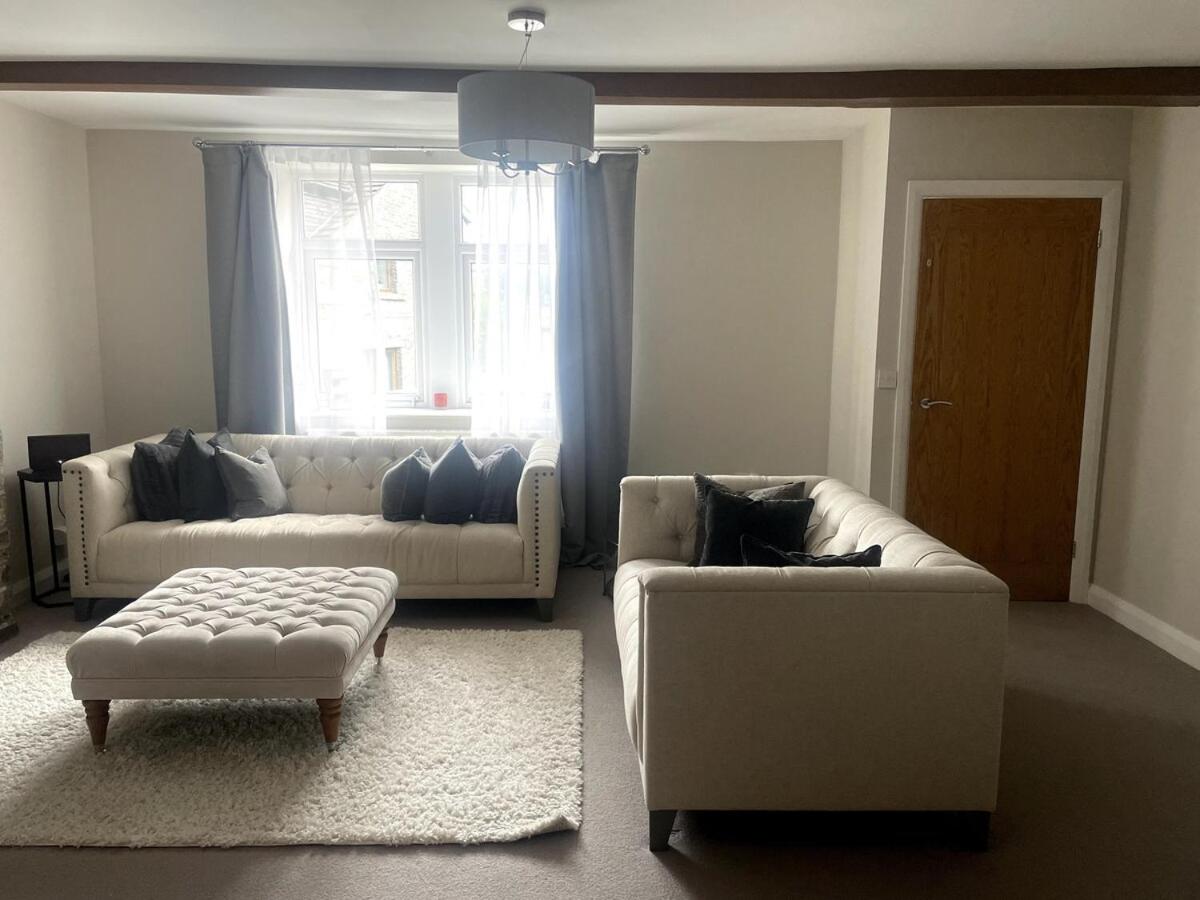 Beautiful 3 bedroom cottage - B&B