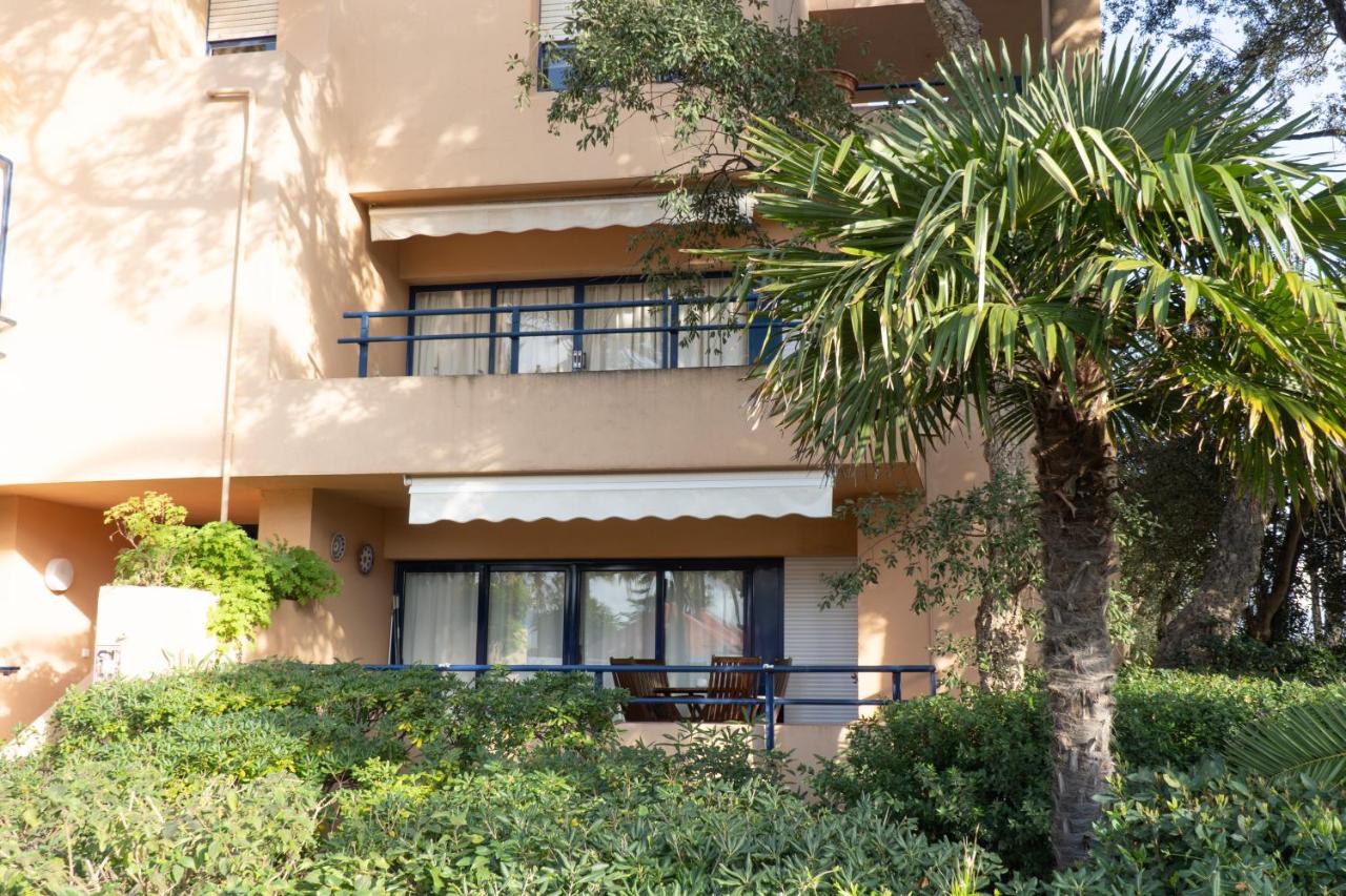 Maravilloso apartamento en Sotogrande playa - B&B