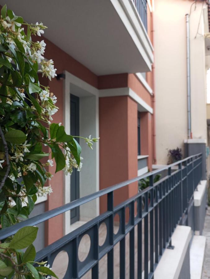 Cozy Stay at Foti's House - Mytilene Center - B&B