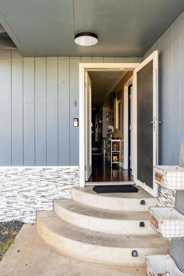 Memorable Moment at Placid Blue with Pool - B&B Sacramento