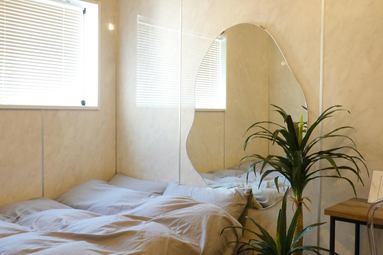 ROOMs 003 カフェ併設 綺麗なワンルーム 分倍河原駅から徒歩3分 - Ferienwohnung Fuchu