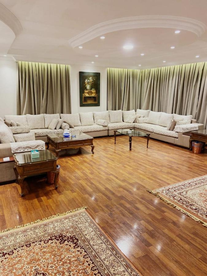 شقة راقية للإيجار الترا سوبر لوكس في مدينة نصر بالقرب من سيتي ستارز - للعائلات فقط - Ferienwohnung Kairo