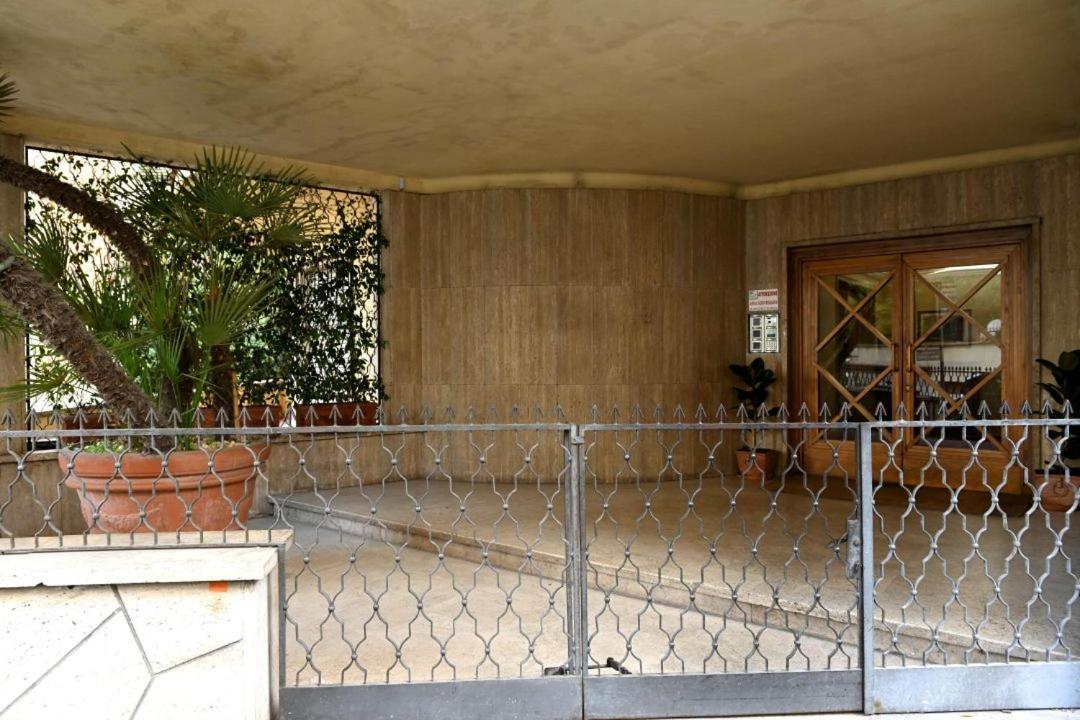 Scarpellini home Parioli - B&B Roma