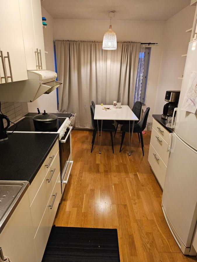 Central lägenhet - B&B